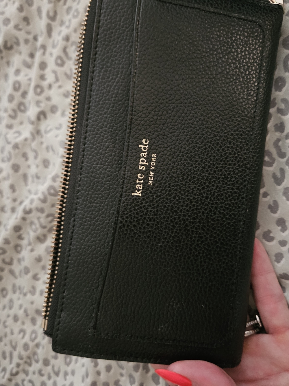 kate spade New York Black Leather Zip Wallet